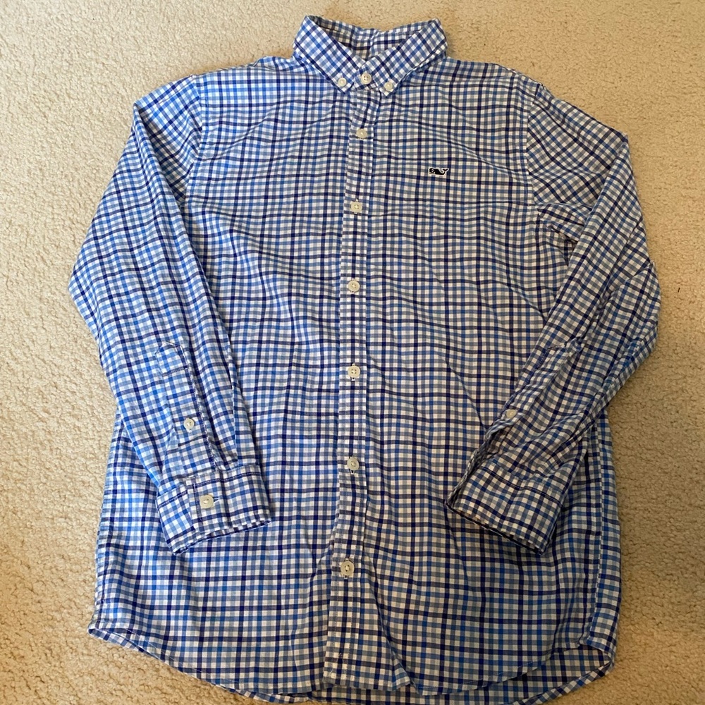 Boys Vineyard Vines button down. EUC